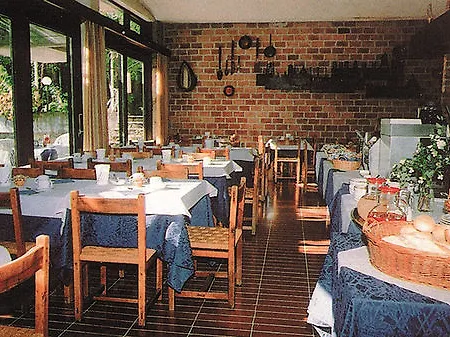 坎帕尼亚酒店